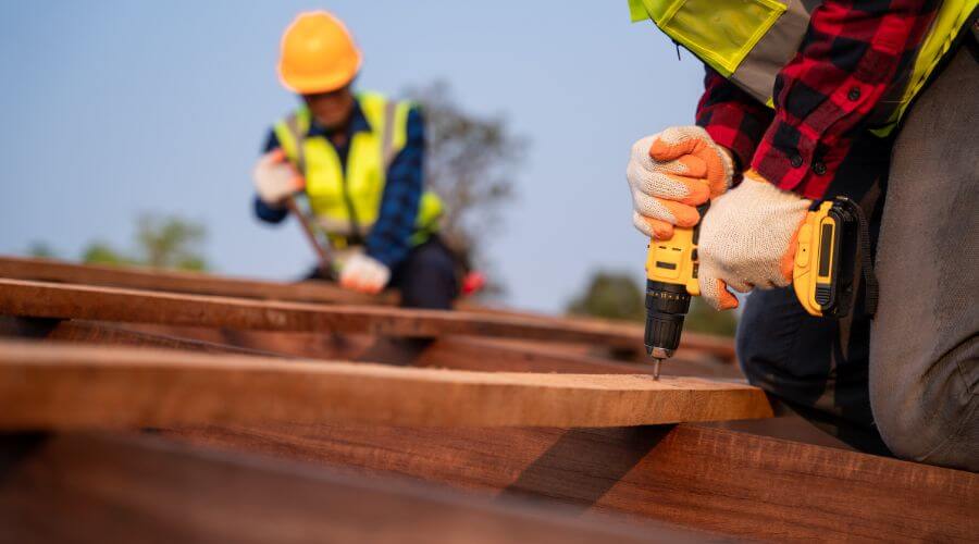 Professional gutter cleaning in Willow Creek, MT